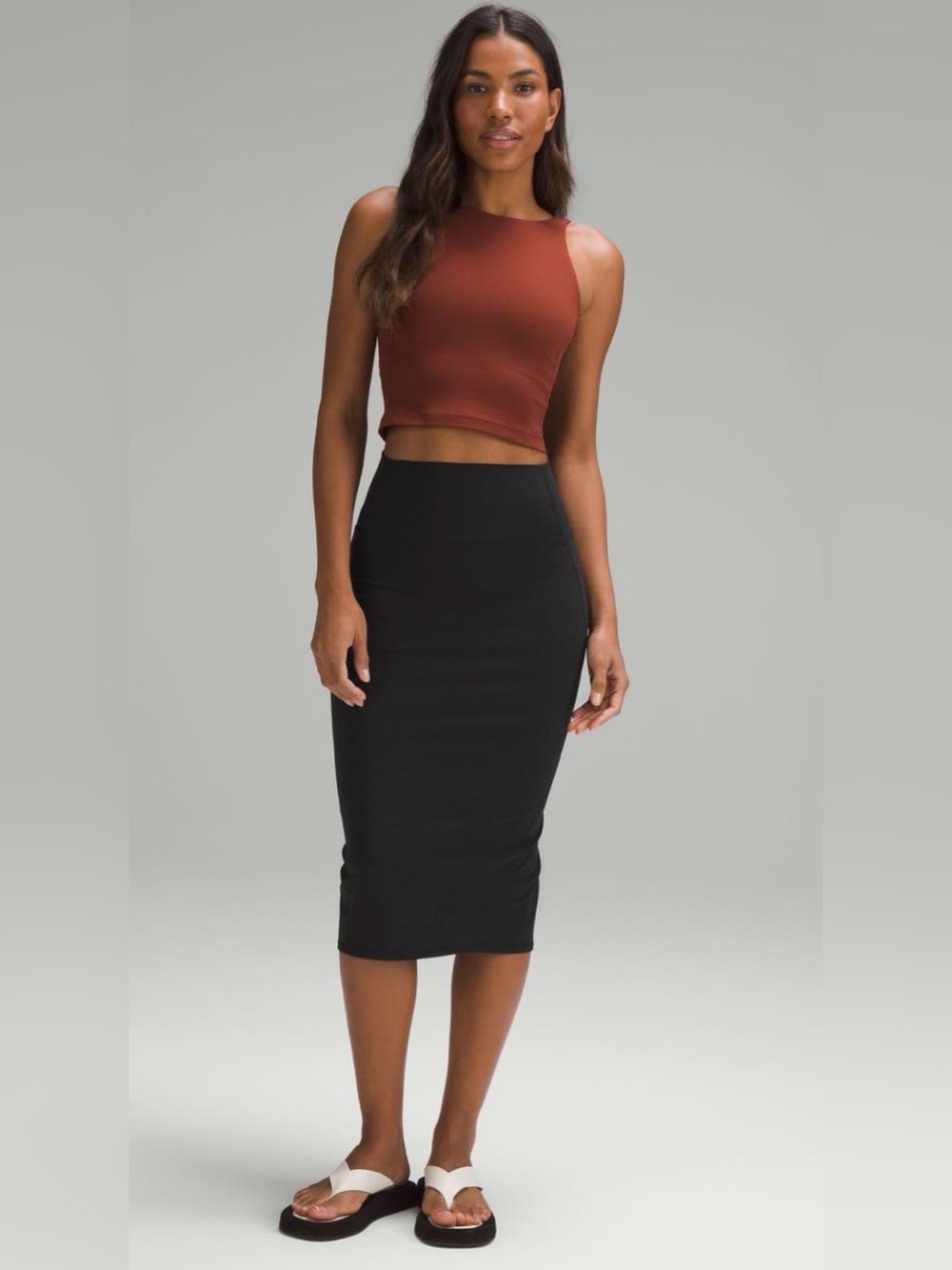 Lululemon 6 Nulu Black Slim Fit High Rise Skirt